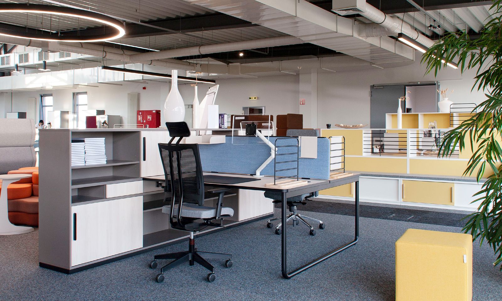 CityOffice_Play&Work_Biroja_Mebeles