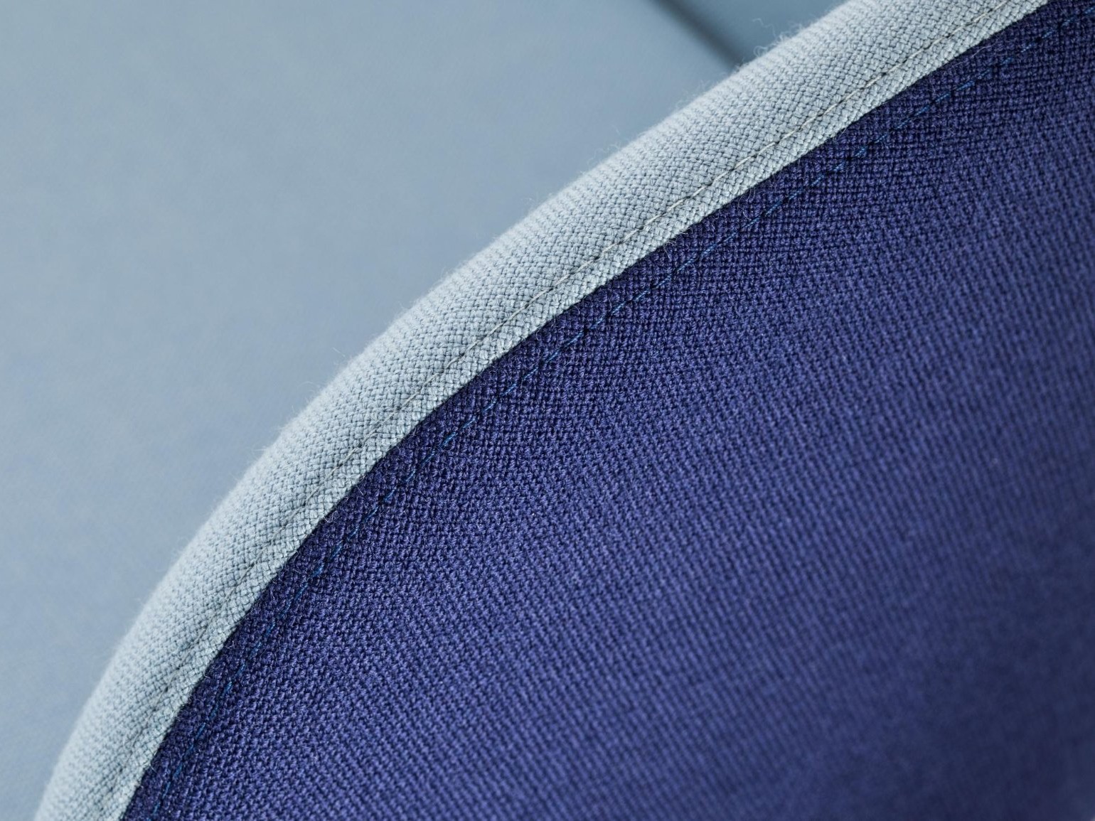 CityOffice_Naudu_Kresli_Divani_Detalas